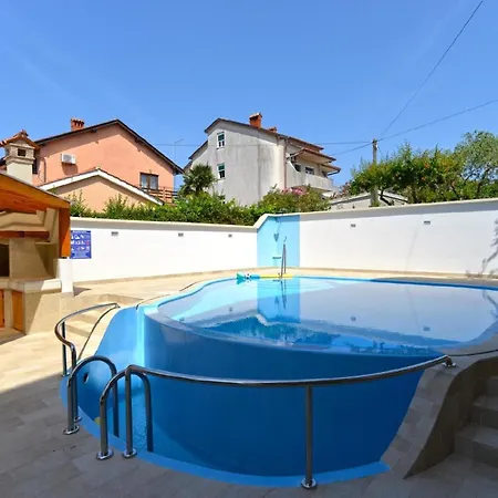 Apartment Ferienwohnung Fuer 3 Personen Ca 20 Qm In Stancija Vinjeri Novigrad, Istrien Istrische Riviera - B55546 *